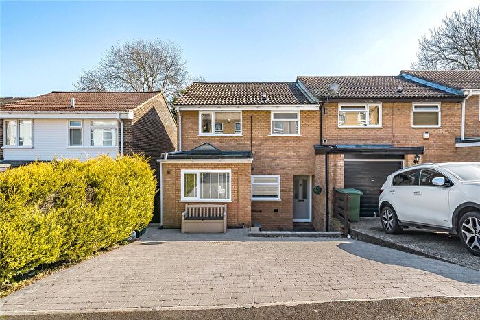 3 Bedroom End Of Terrace House For Sale In Challock Close Biggin Hill, Westerham, TN16