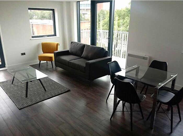 2 Bedroom Apartment To Rent In The Quadrant, Sand Pits, Birmingham, B1