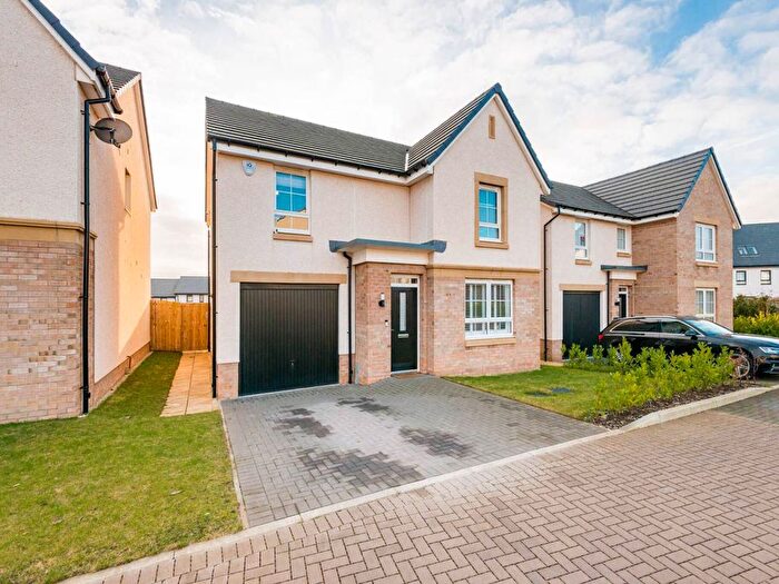 4 Bedroom Detached House To Rent In Macmath Gait, Mortonhall, Edinburgh, EH17