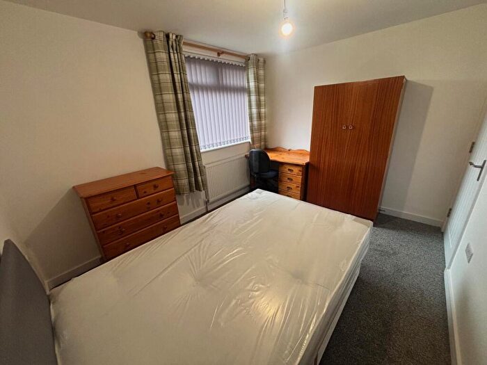 3 Bedroom Semi-Detached House To Rent In Musgrave Gardens, Durham, DH1