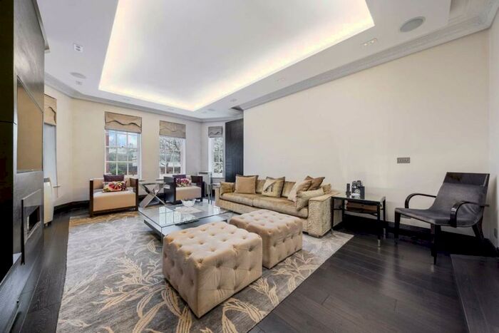 4 Bedroom Apartment To Rent In St Johns Wood Court, St Johns Wood Road, St Johns Wood, NW8