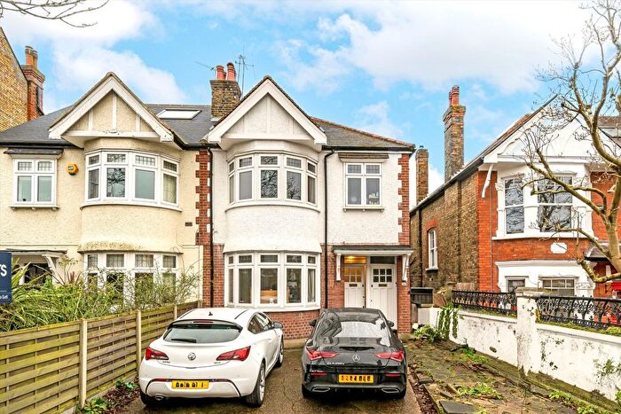 2 Bedroom Flat To Rent In Woodfield Road, London, W5