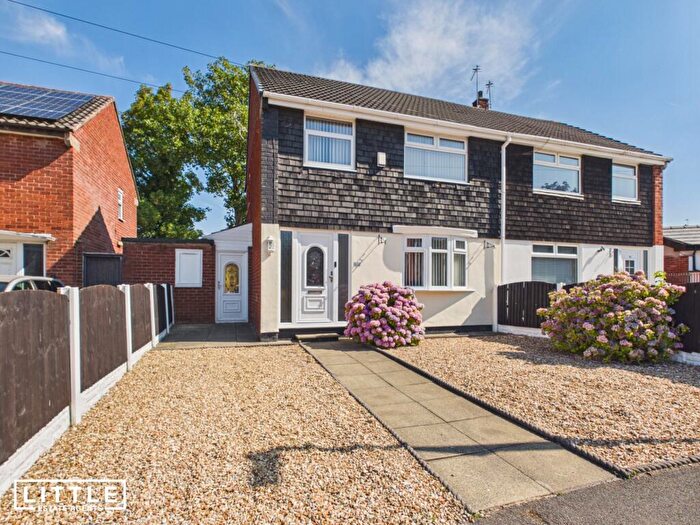 3 Bedroom Semi Detached House For Sale In Singleton Drive, Knowsley, L34