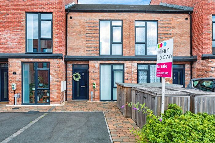 2 Bedroom Terraced House For Sale In Wellgate Place, Wellgate, Rotherham, S60