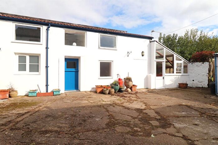 2 Bedroom Detached House To Rent In Wrafton Road, Braunton, Devon, EX33