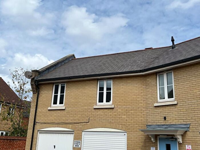 1 Bedroom Flat For Sale In Monarch Way, Ilford, IG2