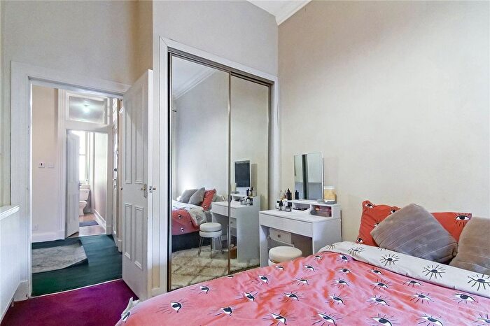 1 Bedroom Flat For Sale In High Street, Paisley, Renfrewshire, PA1