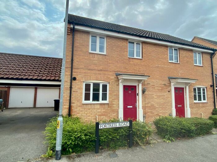 3 Bedroom Terraced House To Rent In Fortress Road, Watton, IP25