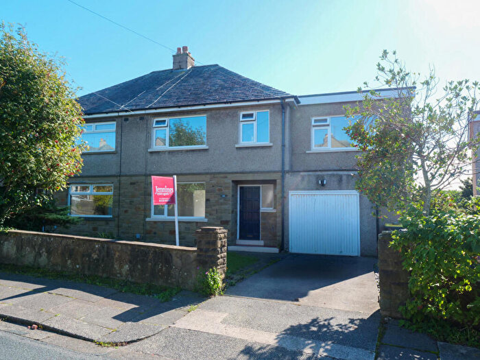 4 Bedroom Semi-Detached House To Rent In Glen View Crescent, Heysham, LA3
