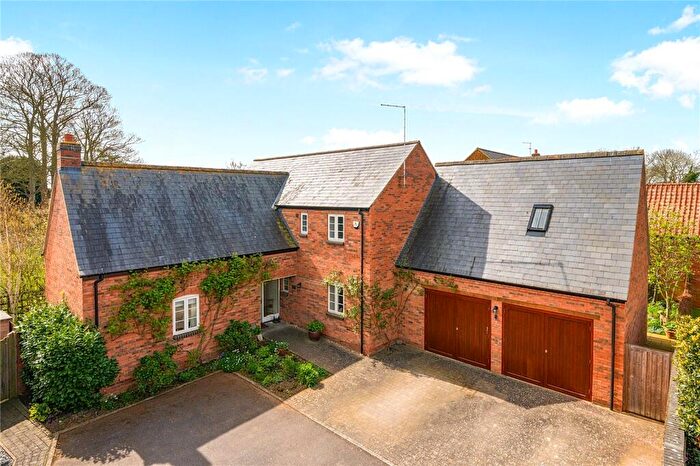 4 Bedroom Detached House For Sale In Glassthorpe Lane, Harpole, Northampton, Northamptonshire, NN7
