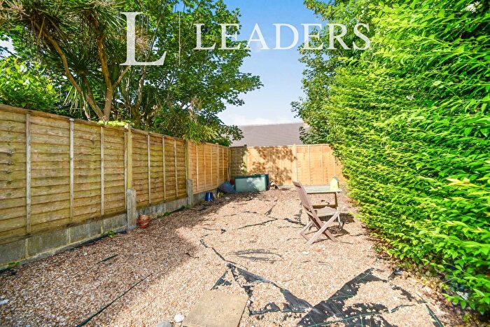 1 Bedroom Flat To Rent In Portslade, Brighton, BN41