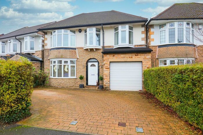4 Bedroom Detached House To Rent In Norton Park Drive, Sheffield S8