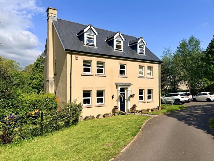 5 Bedroom Detached House For Sale In Manadon Park, Plymouth, PL5