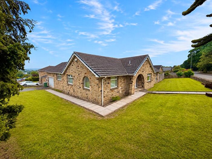 5 Bedroom Bungalow To Rent In The Ghyll, Huddersfield, West Yorkshire, HD2