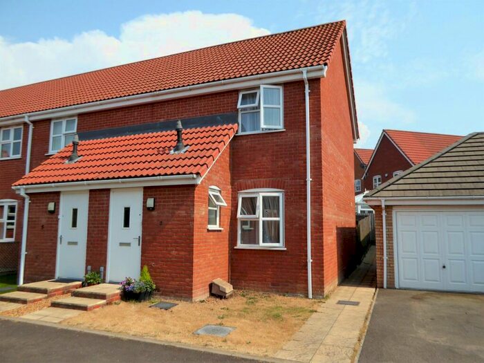 2 Bedroom End Of Terrace House To Rent In Piebald Close, Downham Market, PE38