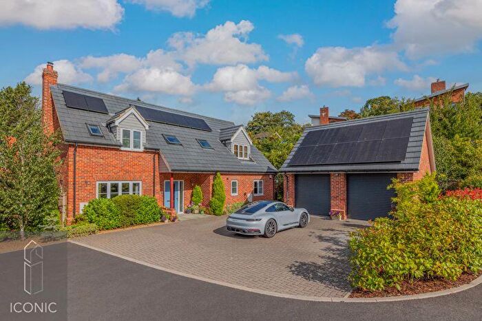 4 Bedroom Detached House For Sale In Firbanks Close, Drayton, Norwich, NR8