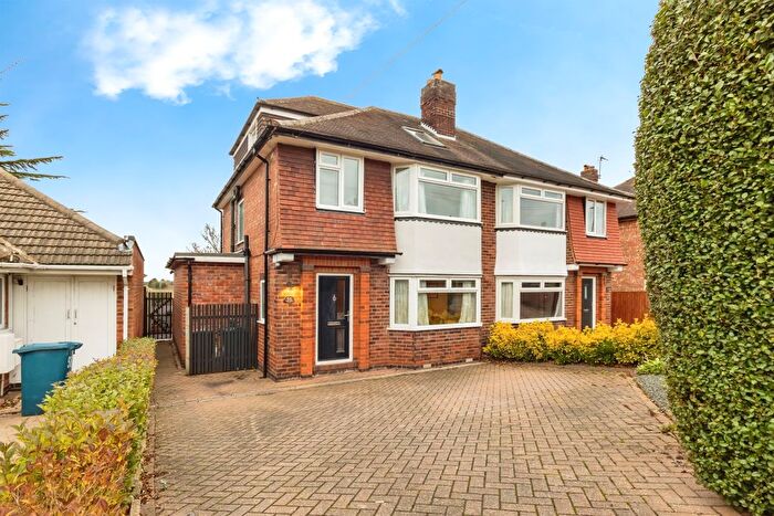 4 Bedroom Semi-Detached House For Sale In Medina Drive, Tollerton, Nottingham, NG12