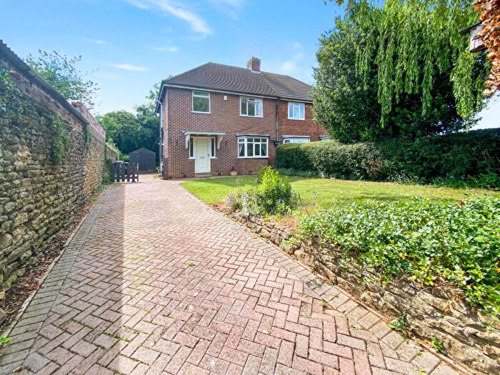 3 Bedroom Semi-Detached House For Sale In High Street, Great Gonerby, Grantham, Lincolnshire, NG31