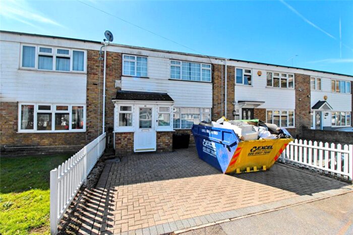 3 Bedroom Terraced House To Rent In Heaton Avenue, Romford, RM3