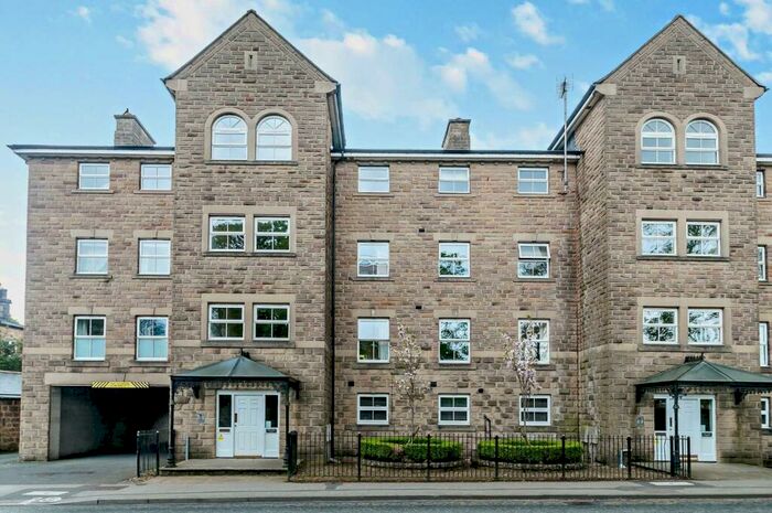 2 Bedroom Apartment To Rent In North Park Road, Harrogate, HG1