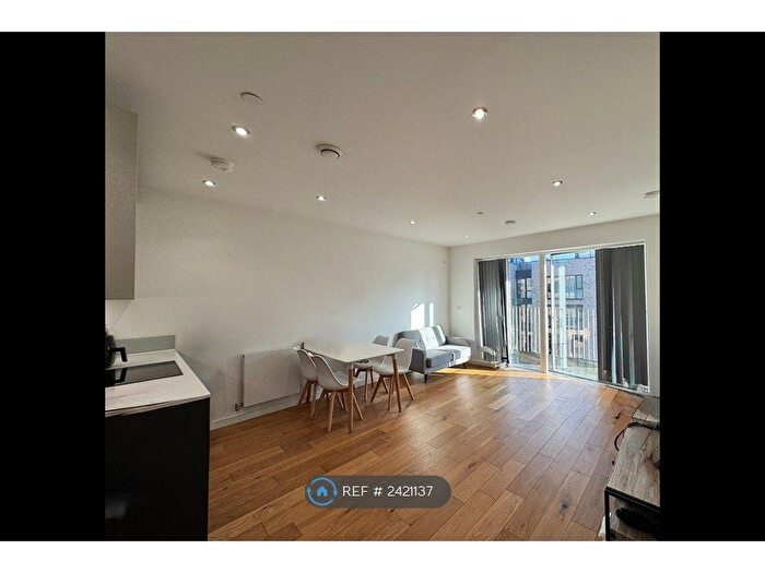 1 Bedroom Flat To Rent In Wenborn Building, London, E15