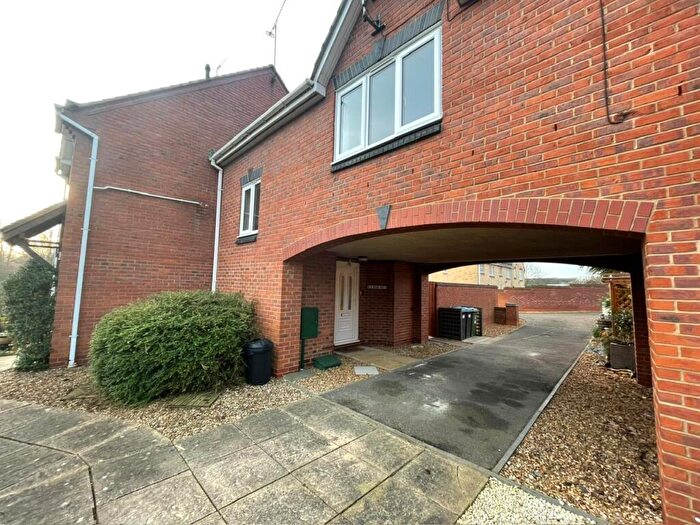 1 Bedroom Apartment To Rent In Pound Way, Southam, CV47