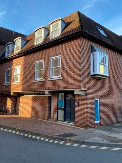 2 Bedroom Maisonette To Rent In East Borough, Wimborne, BH21