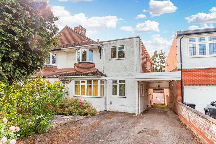 4 Bedroom Semi-Detached House For Sale In Wymington Road, Rushden, NN10