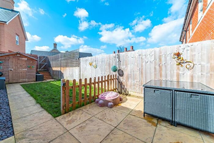 2 Bedroom Terraced House For Sale In Military Road, Colchester, CO1