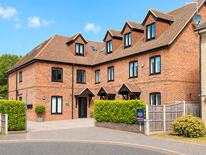 2 Bedroom Apartment For Sale In Champion Road, Upminster, ***Share Of Freehold**, RM14