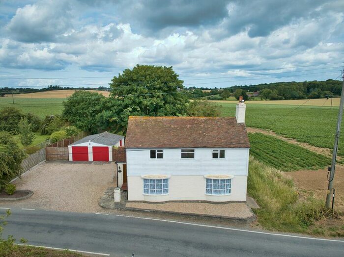 3 Bedroom Detached House For Sale In Fleming Road, Woodnesborough, CT13