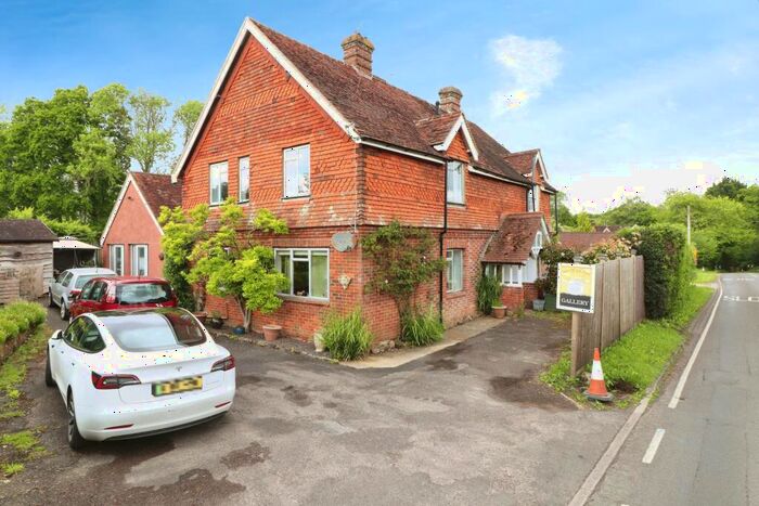 3 Bedroom Semi-Detached House For Sale In Midhurst Road, Fernhurst, Haslemere, West Sussex, GU27