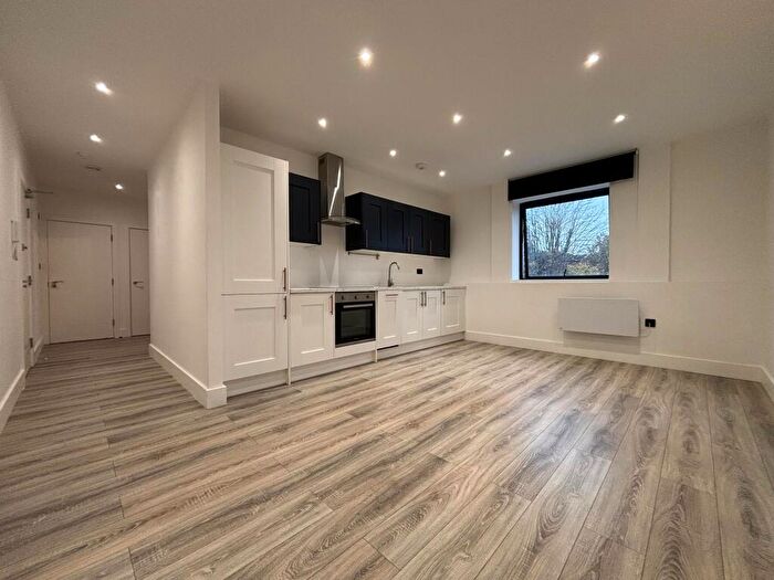 2 Bedroom Apartment To Rent In Vantage House, NR2