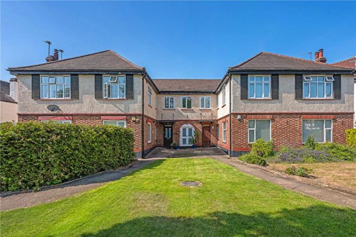 3 Bedroom Flat For Sale In Rectory Gardens, Rectory Road, Beckenham, BR3