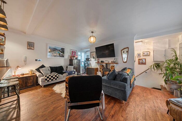 2 Bedroom Flat For Sale In Nottingham Court, Covent Garden, London, WC2H