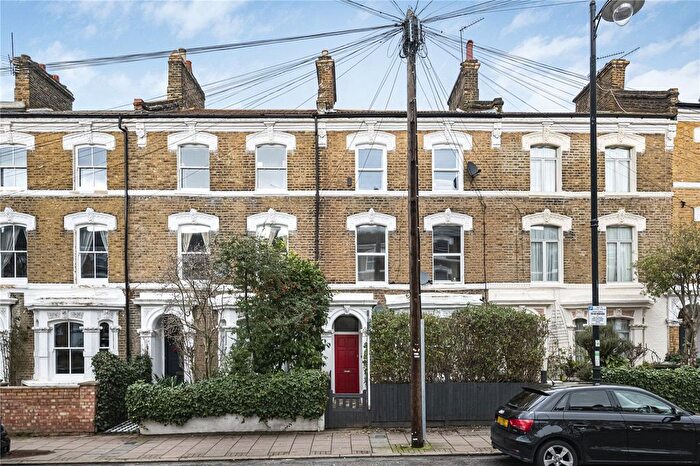 1 Bedroom Flat For Sale In Ferndale Road, London, SW4