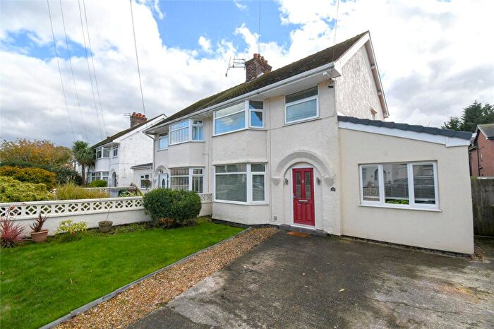 3 Bedroom Semi-Detached House For Sale In Downham Drive, Heswall, Wirral, CH60