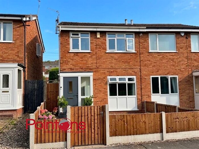 3 Bedroom Semi-Detached House For Sale In Salisbury Drive, Chapel End, Nuneaton, CV10