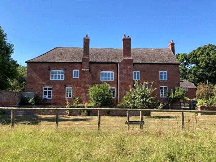 4 Bedroom Semi Detached House To Rent In Trelough Farm, Wormbridge, Hereford, Herefordshire, HR2
