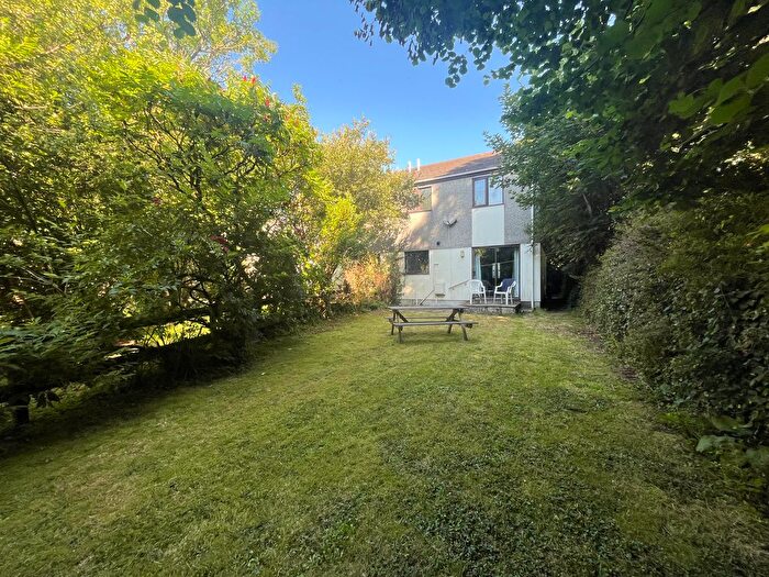 4 Bedroom Semi-Detached House To Rent In Town End, Browns Hill, Penryn, TR10