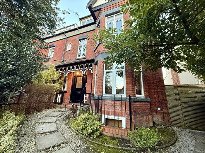 2 Bedroom Apartment To Rent In Zetland Road, Chorlton, M21