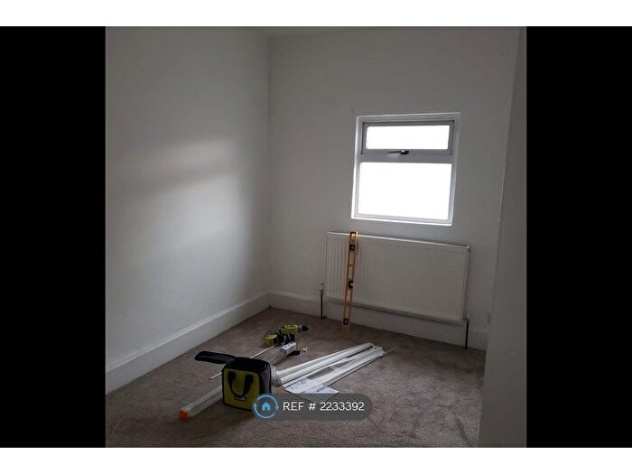 2 Bedroom Flat To Rent In Avonvale Road, Bristol, BS5