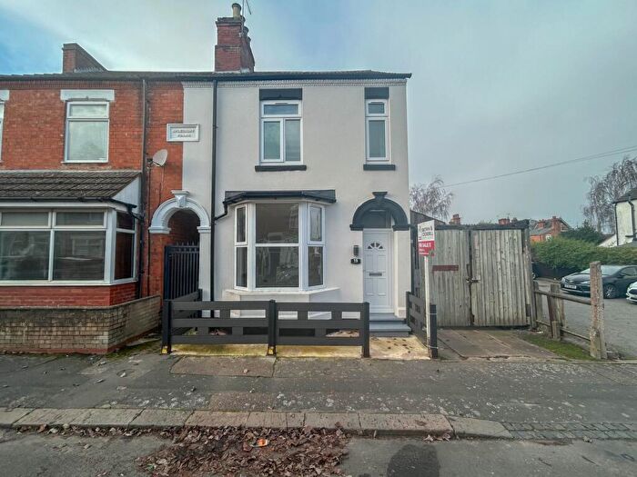 4 Bedroom End Of Terrace House For Sale In George Street, New Bilton, Rugby, CV21