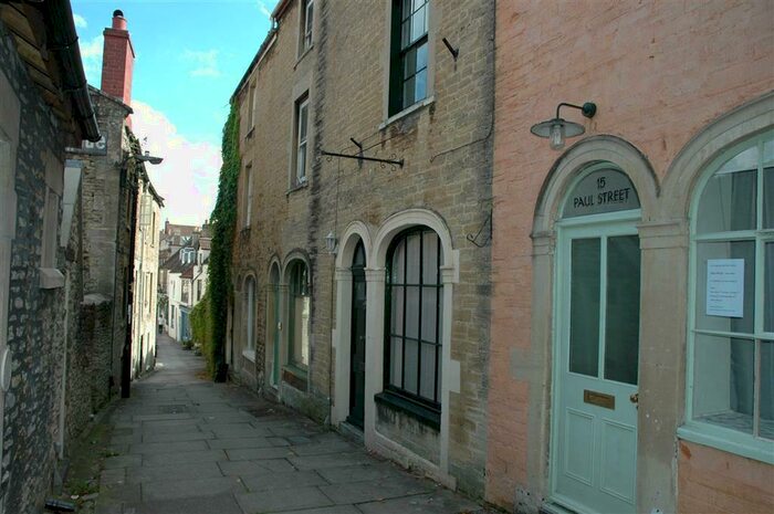 2 Bedroom House To Rent In Paul Street, Frome, BA11