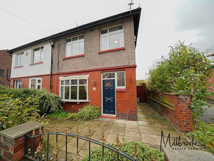 3 Bedroom Semi Detached House For Sale In Chaddock Lane, Worsley, M28