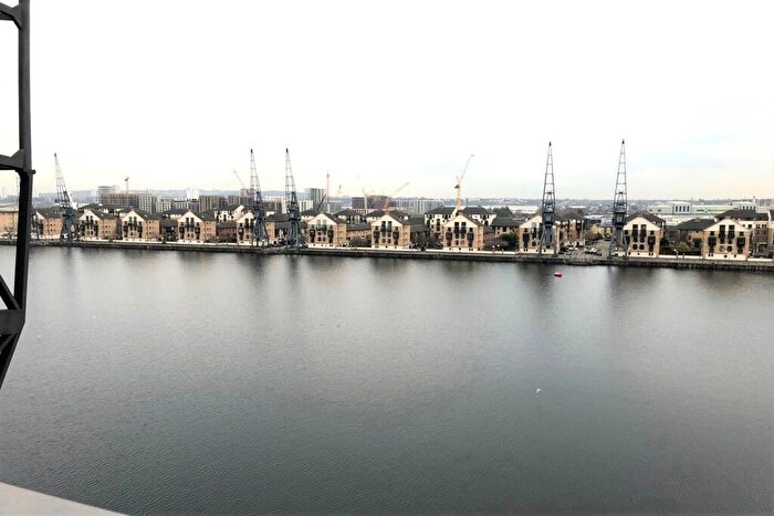 2 Bedroom Apartment To Rent In Aegean Apartments, Docklands, E16