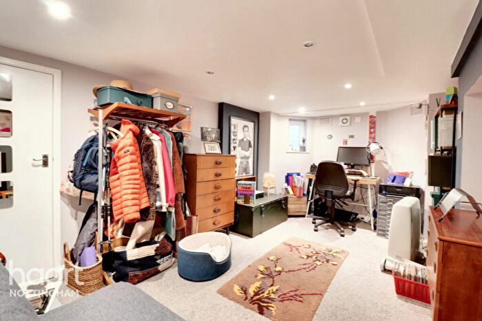 2 Bedroom Terraced House For Sale In Beaconsfield Street, Nottingham, NG7