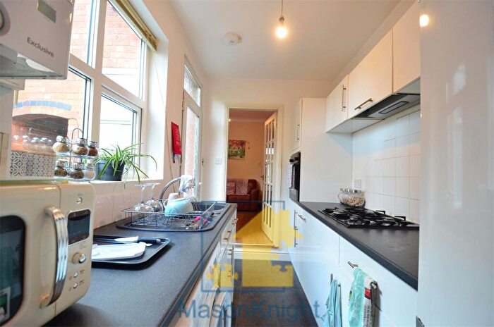 3 Bedroom Terraced House To Rent In Milner Road, Selly Oak, B29