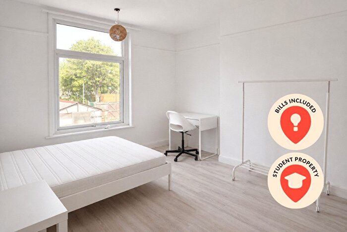 1 Bedroom Semi-Detached House To Rent In Northville Road, Horfield, Bristol, Bristol, BS7