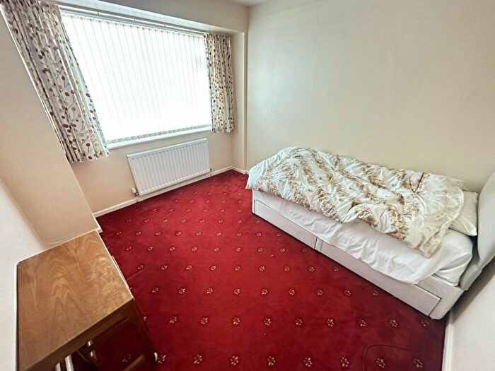 2 Bedroom Bungalow For Sale In York Crescent, Newton Hall, Durham, DH1